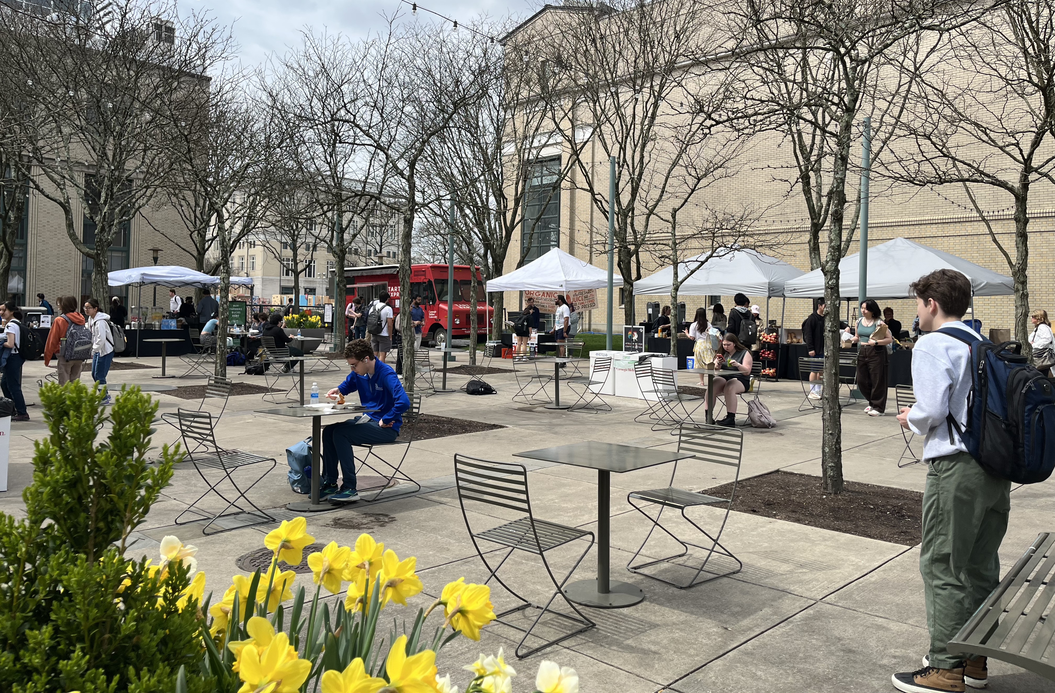 CMU holds Spring farmers market
