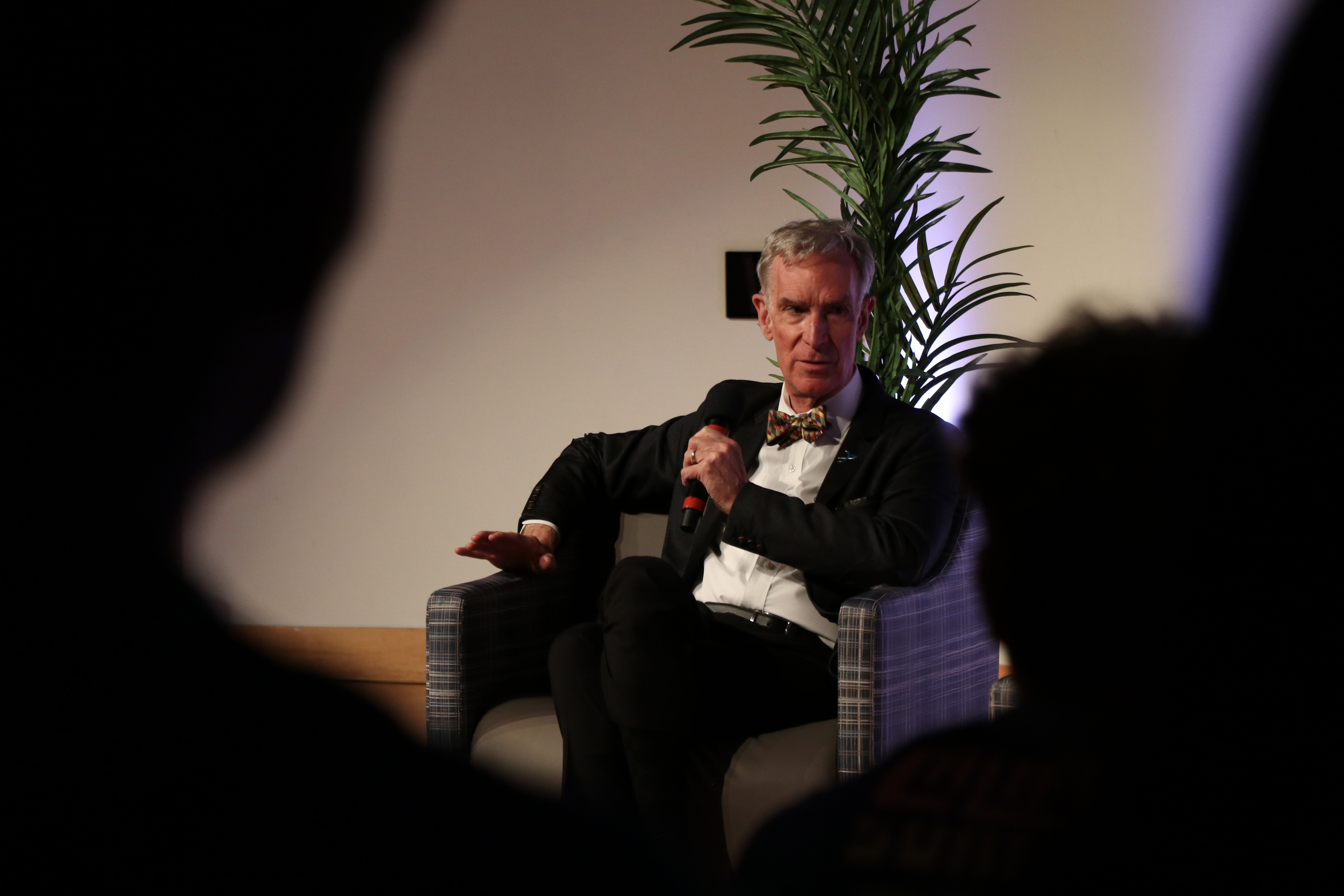 Bill Nye the Science Guy visits CMU for Carnival